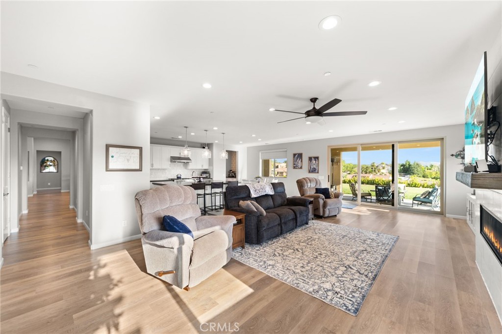 16105 Perry Heights Drive Riverside, CA 92504 - Photo 20 of 60