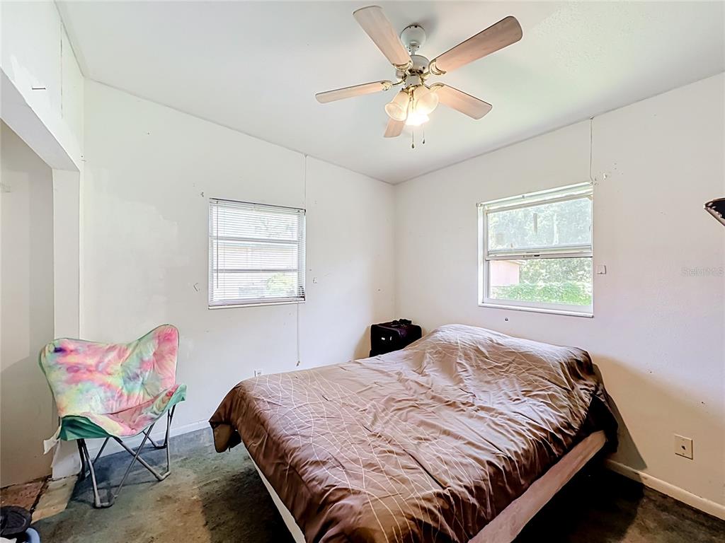 202 North 39th Street Fort Pierce, FL 34947 - Photo 11 of 45