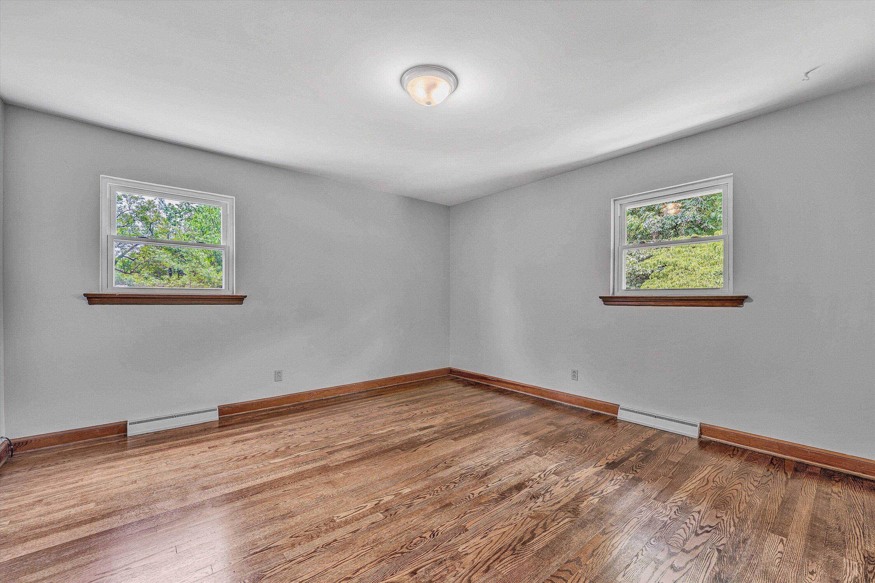 6066 Thornrose Road Roanoke, VA 24012 - Photo 19 of 32 19-DSC04036
