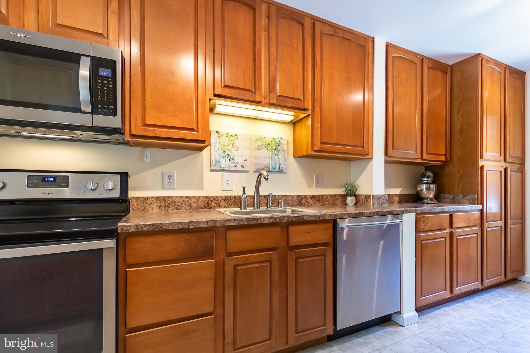 2292 Gunsmith Square Reston, VA 20191 - Photo 24 of 57
