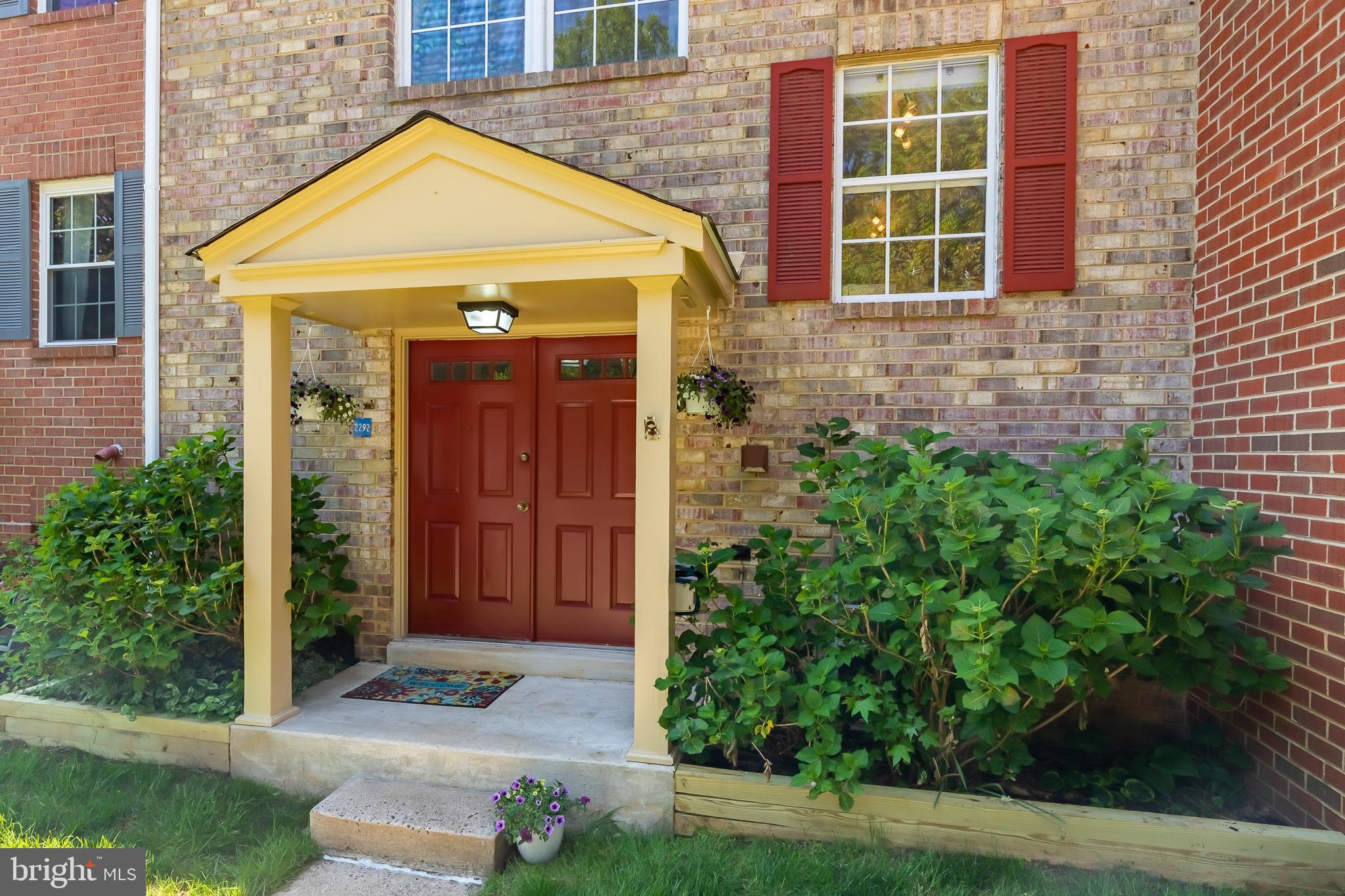 2292 Gunsmith Square Reston, VA 20191 - Photo 4 of 57