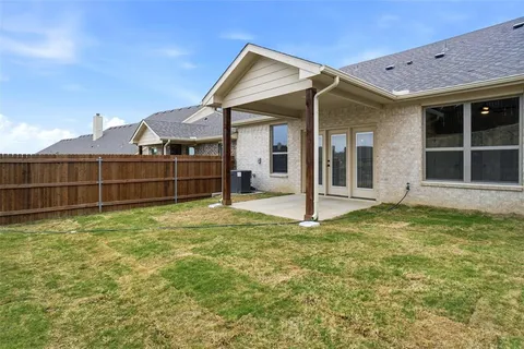 $344,900 | 209 Legacy Boulevard, Weatherford, TX 76085