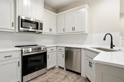 $344,900 | 209 Legacy Boulevard, Weatherford, TX 76085