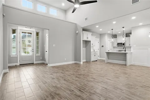 $344,900 | 209 Legacy Boulevard, Weatherford, TX 76085