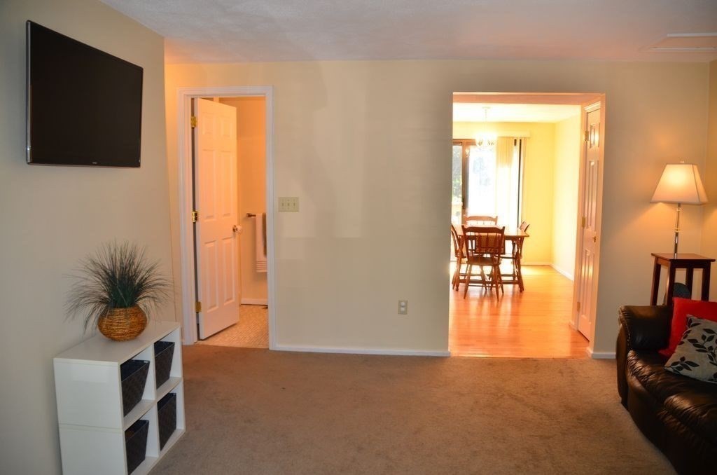 20 Bennett Street, Unit B Wakefield, MA 01880 - Photo 7 of 11