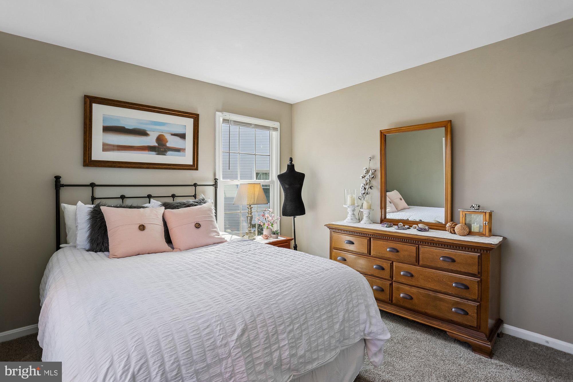 9 Midsummer Court Gaithersburg, MD 20878 - Photo 45 of 69 Versatile third bedroom