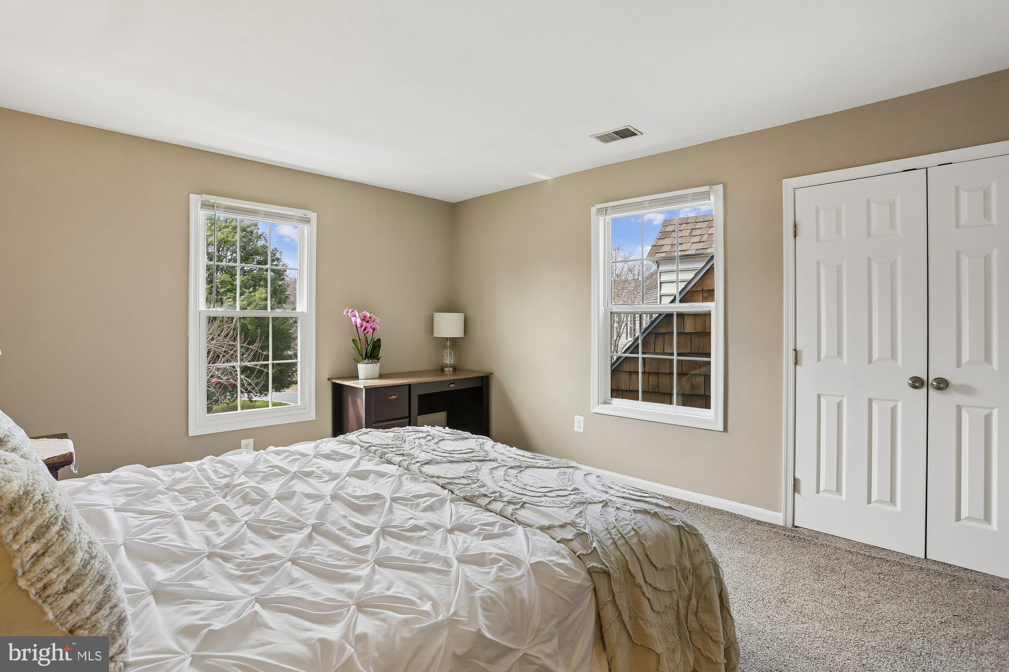 9 Midsummer Court Gaithersburg, MD 20878 - Photo 49 of 69 Fourth bedroom with natural light