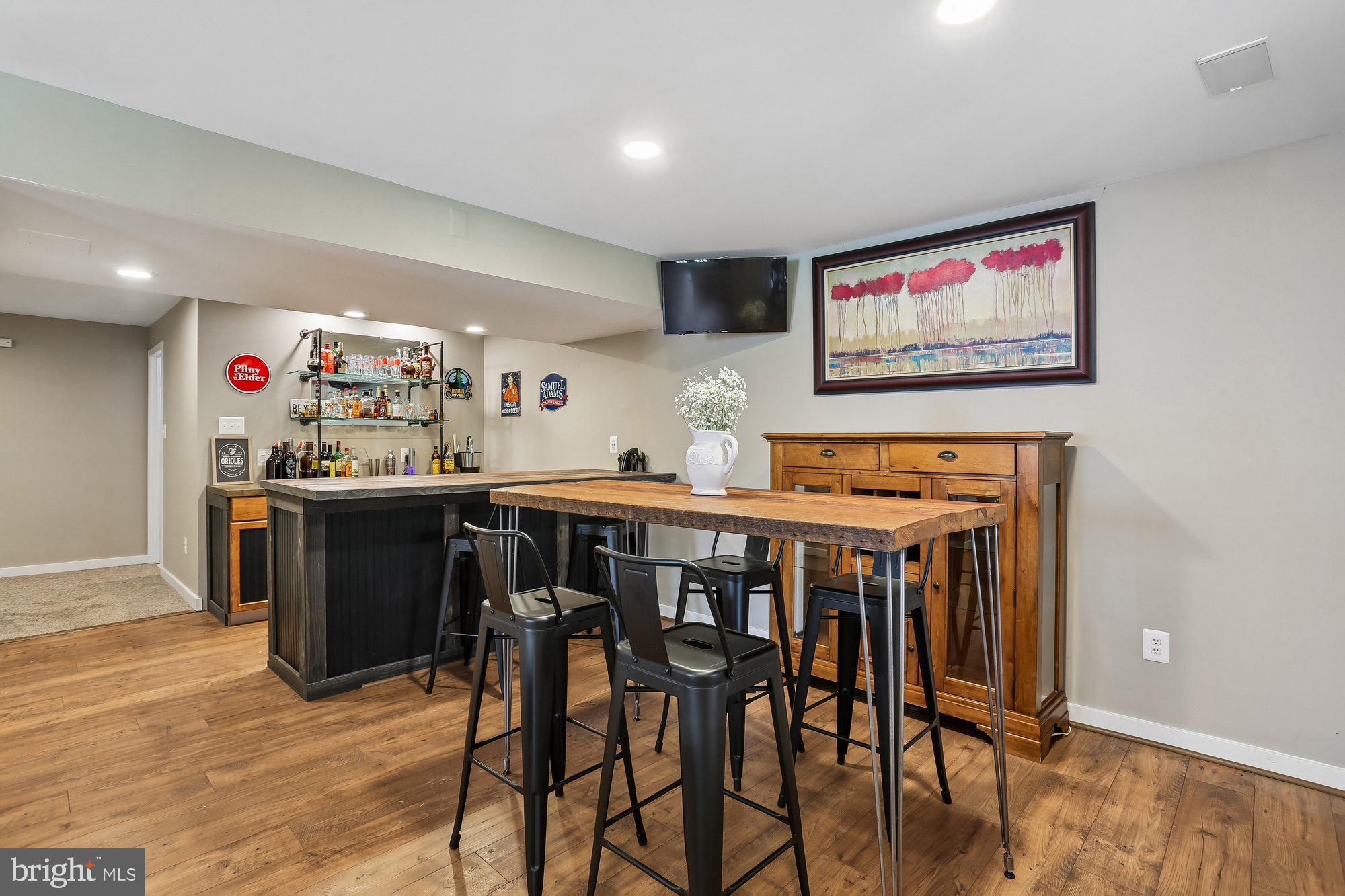 9 Midsummer Court Gaithersburg, MD 20878 - Photo 55 of 69 Lower level bar/social area