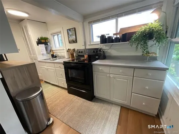 $3,000 | 44 Roseville Road, Westport, CT 06880