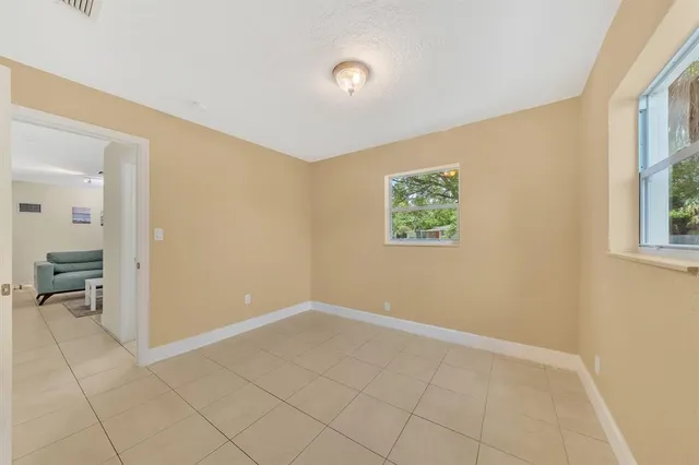$469,900 | 1412 Northeast 25th Court, Pompano Beach, FL 33064