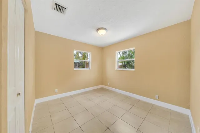 $469,900 | 1412 Northeast 25th Court, Pompano Beach, FL 33064