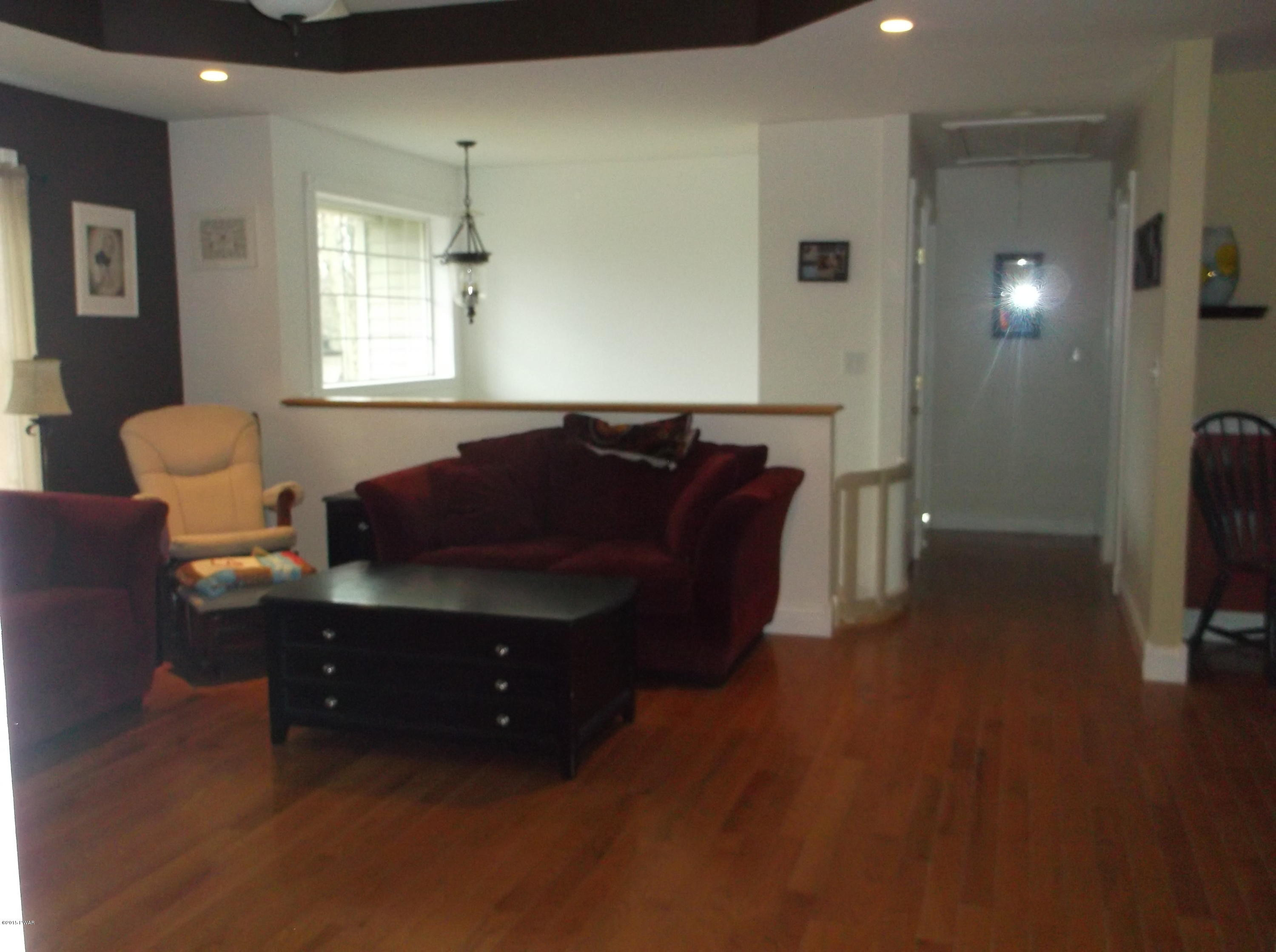 137 Dark Swamp Road Dingmans Ferry, PA 18328 - Photo 10 of 37
