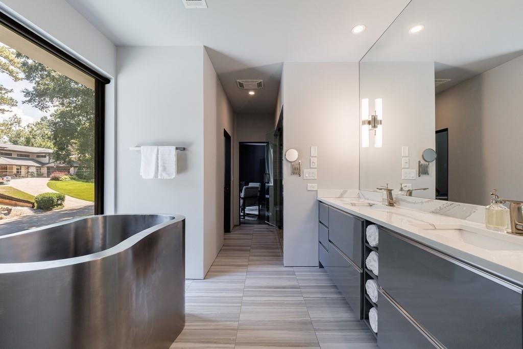 4036 Statewood Road Northeast Atlanta, GA 30342 - Photo 43 of 84