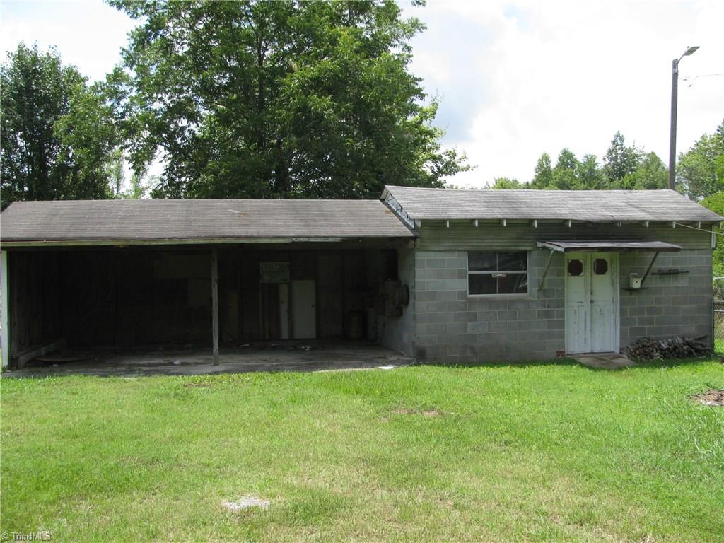 4642 Burch Bridge Road Burlington, NC 27217 - Photo 13 of 13 Workshop w/ implement shed