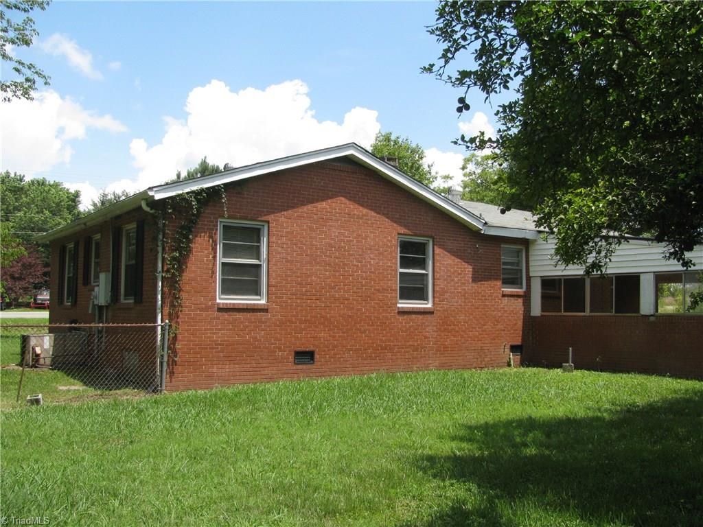 4642 Burch Bridge Road Burlington, NC 27217 - Photo 3 of 13 Rear