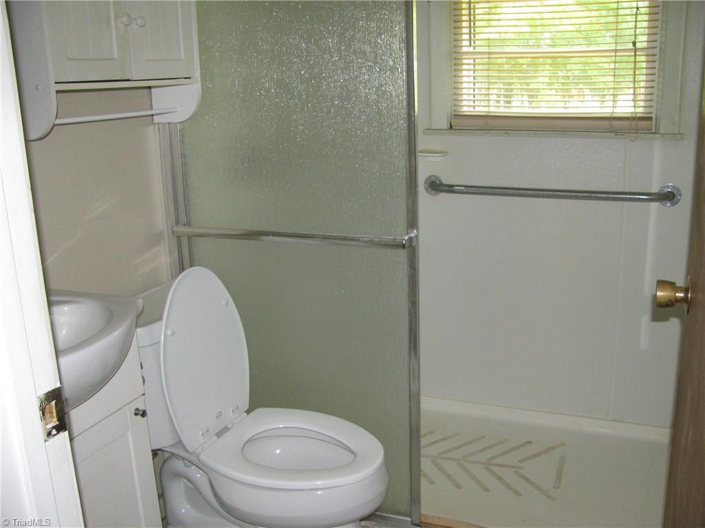 4642 Burch Bridge Road Burlington, NC 27217 - Photo 9 of 13 Bathroom