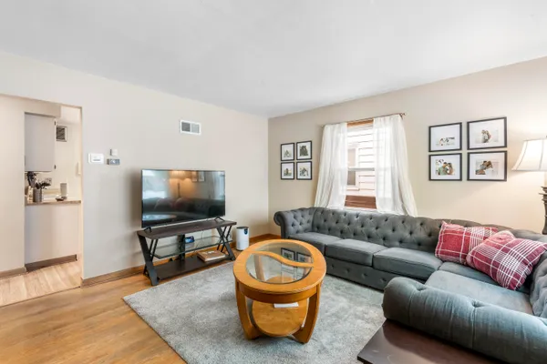 $274,900 | 3238 North 86th Street, Milwaukee, WI 53222