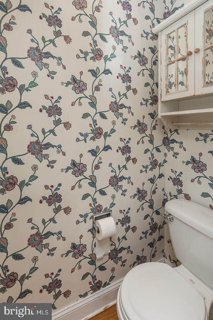 144 Sycamore Road Havertown, PA 19083 - Photo 17 of 37