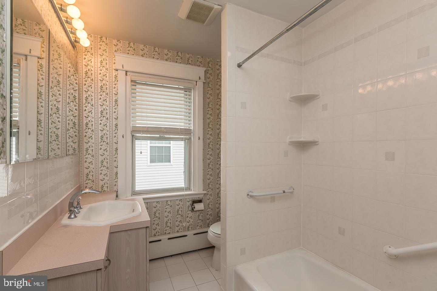 144 Sycamore Road Havertown, PA 19083 - Photo 26 of 37
