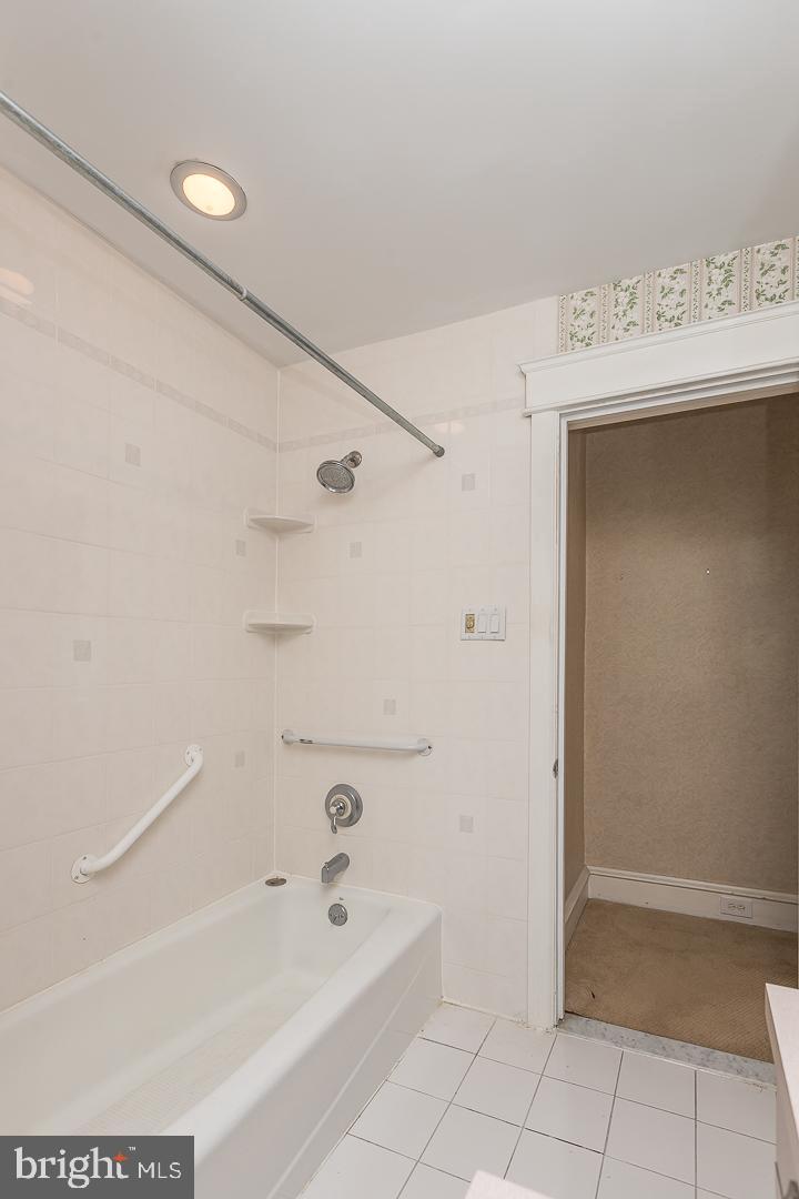 144 Sycamore Road Havertown, PA 19083 - Photo 27 of 37