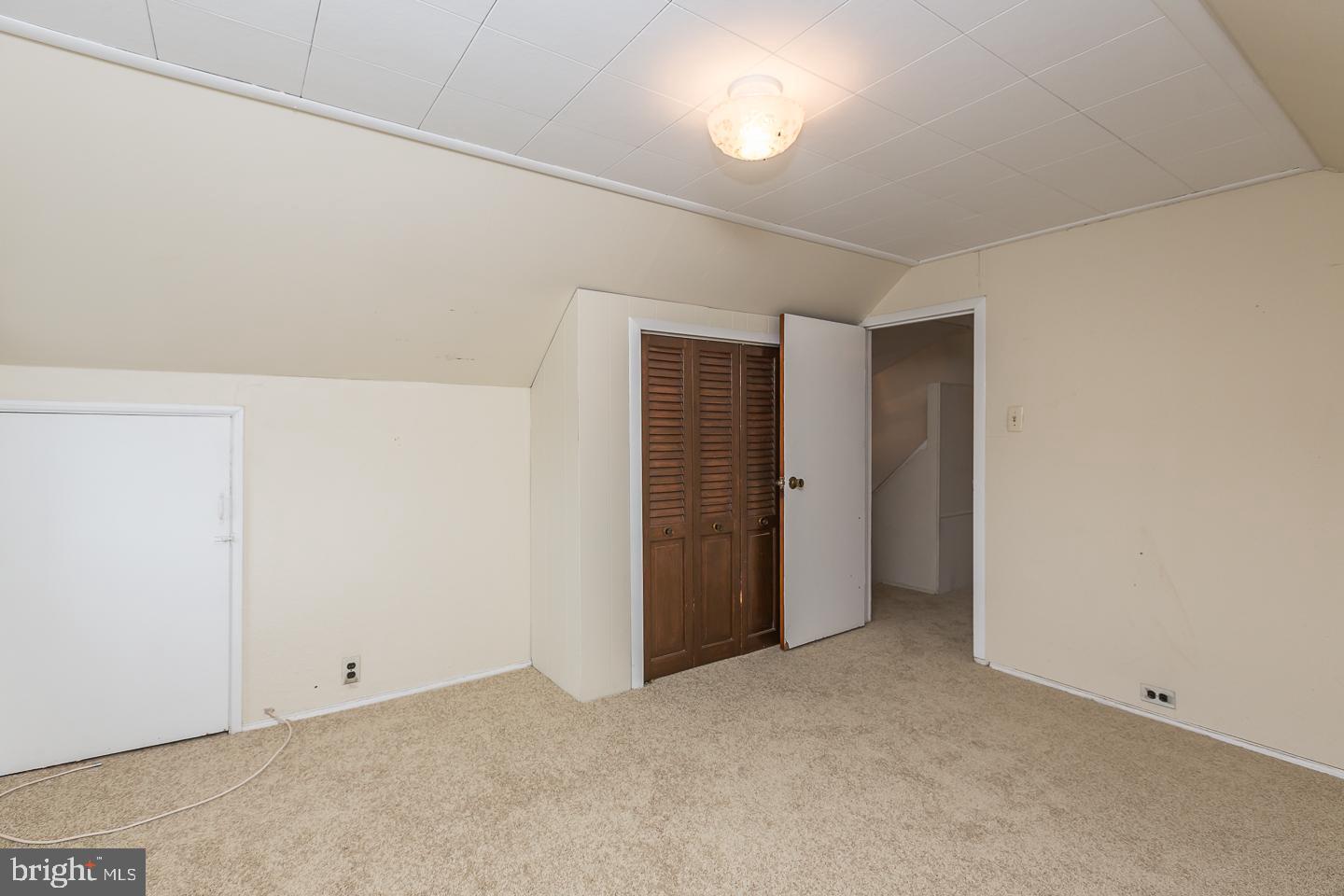 144 Sycamore Road Havertown, PA 19083 - Photo 32 of 37