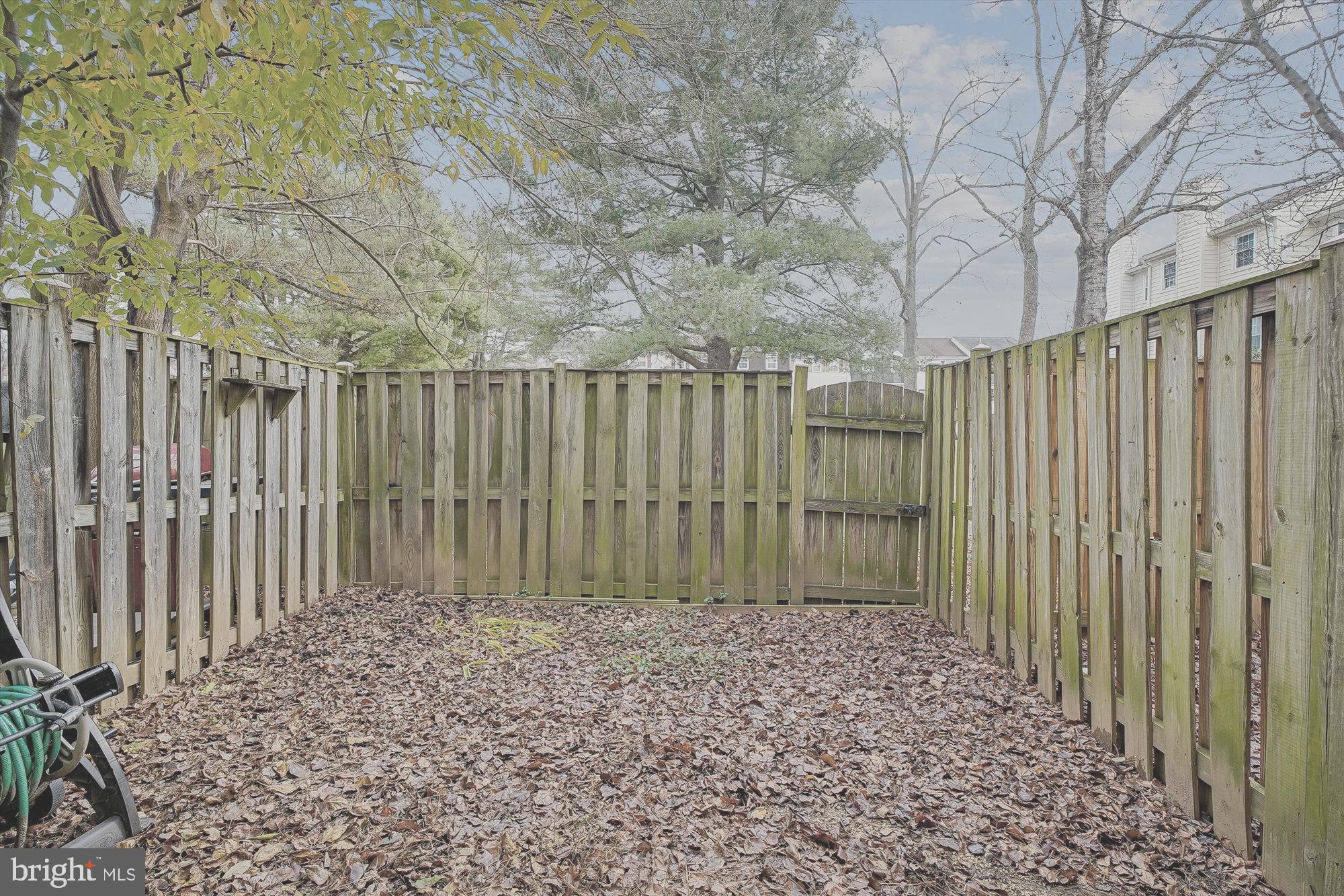 1677 Hart Court Crofton, MD 21114 - Photo 25 of 35 Back Yard