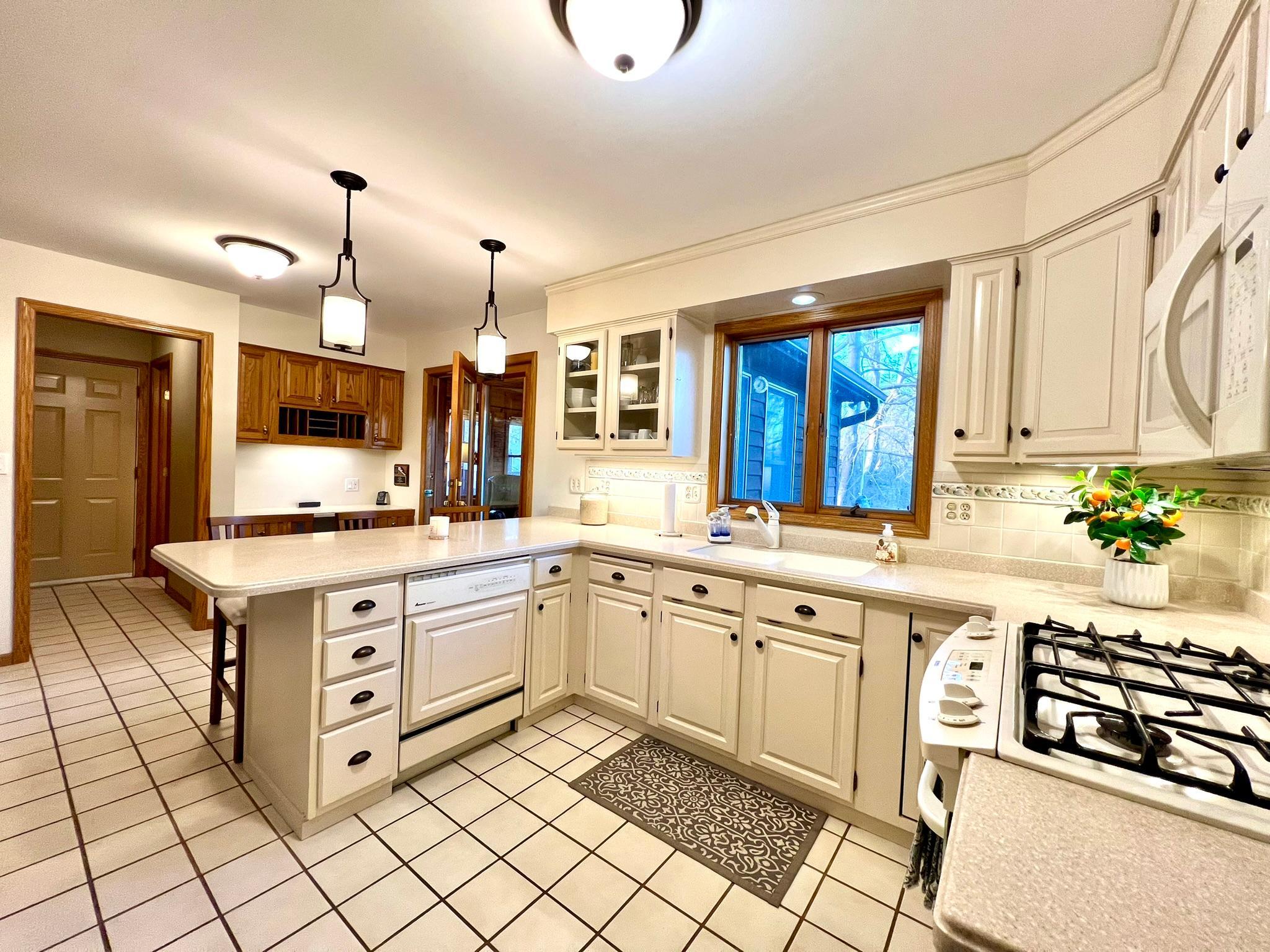 2391 Clover Lane Red Wing, MN 55066 - Photo 14 of 55