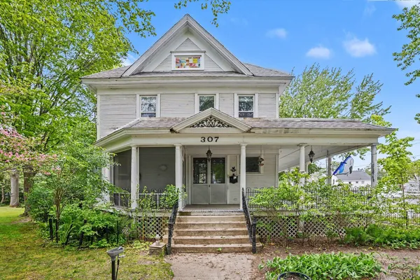 $275,000 | 307 Center Street, Dowagiac, MI 49047