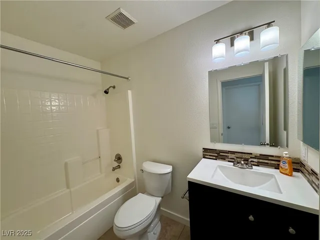 $1,695 | 549 Alecandro Daniel Avenue, North Las Vegas, NV 89031