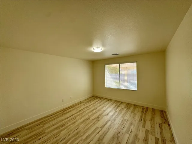 $1,695 | 549 Alecandro Daniel Avenue, North Las Vegas, NV 89031