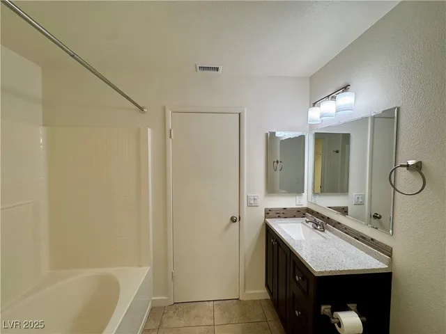 $1,695 | 549 Alecandro Daniel Avenue, North Las Vegas, NV 89031