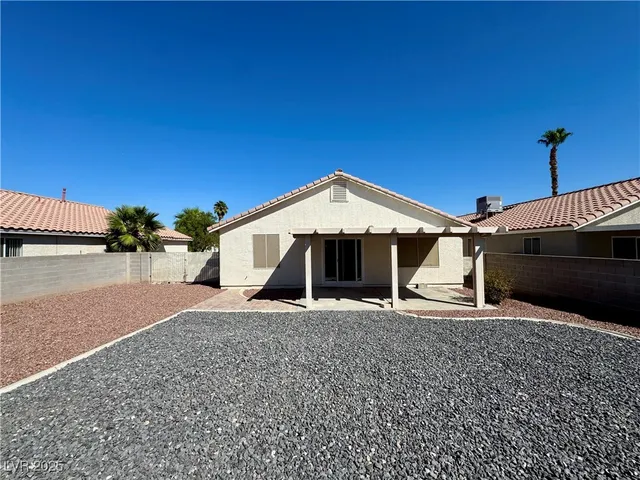 $1,695 | 549 Alecandro Daniel Avenue, North Las Vegas, NV 89031