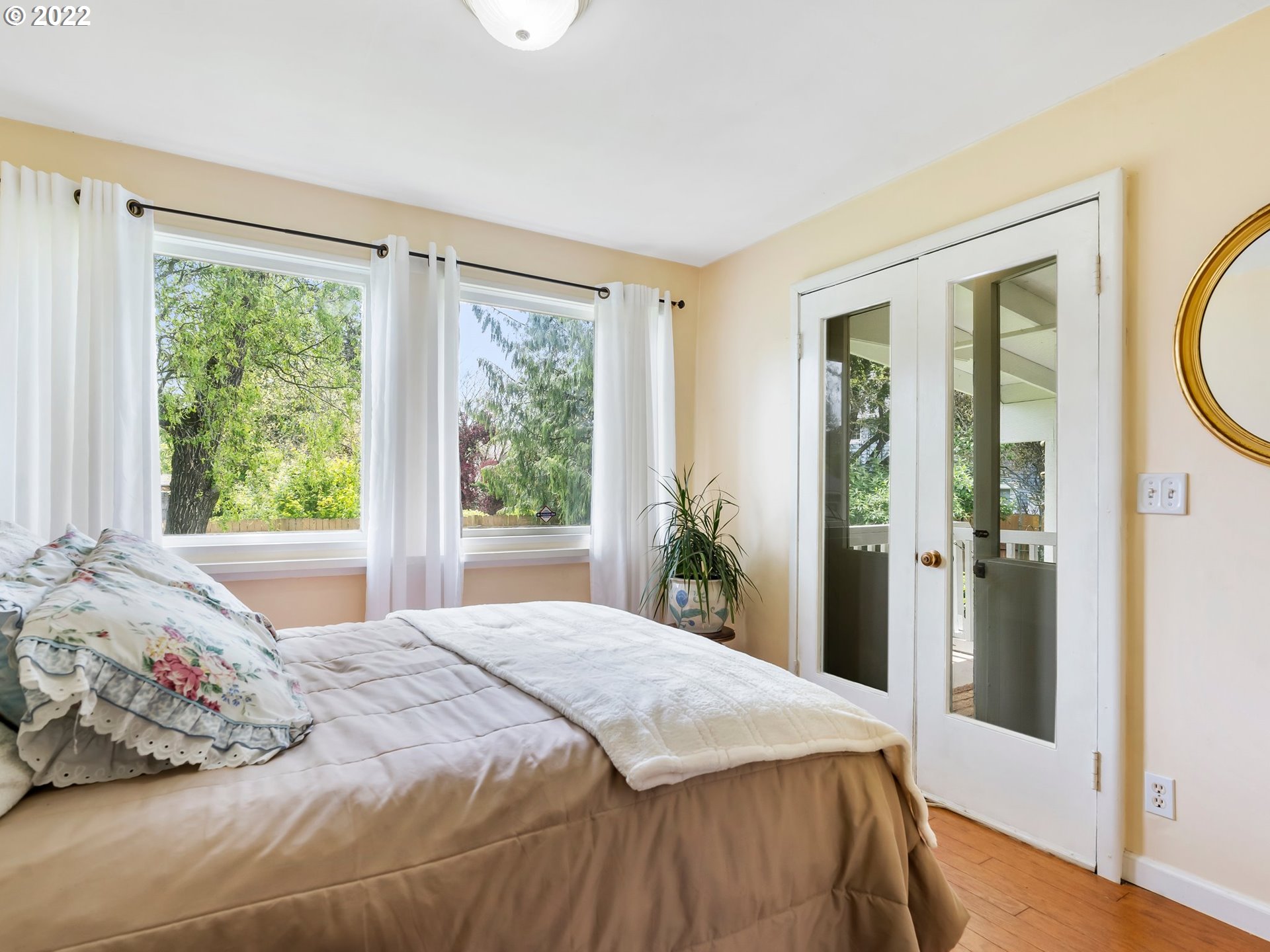 5650 Southwest Childs Road Lake Oswego, OR 97035 - Photo 13 of 32 Gallery Image 13