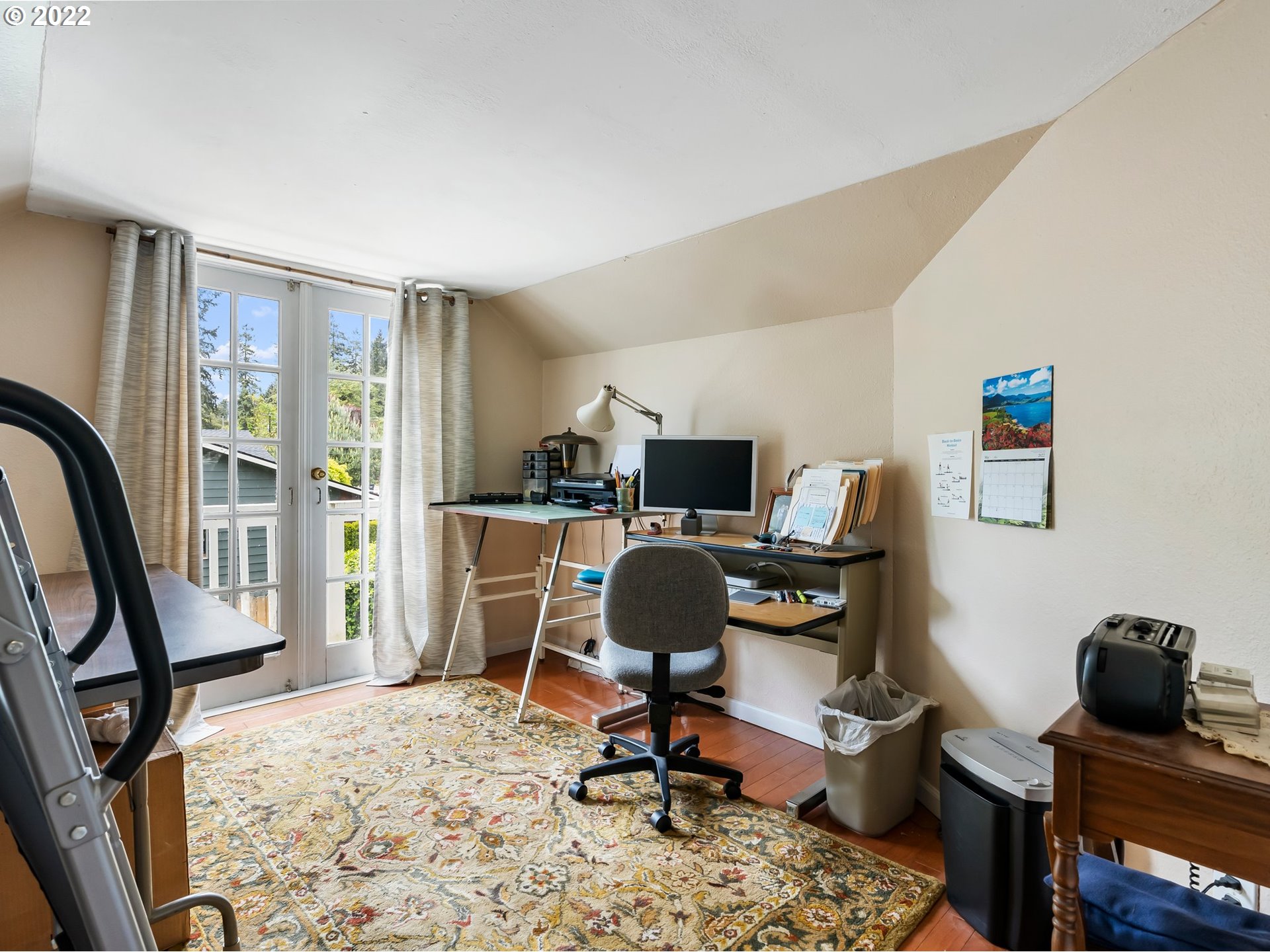 5650 Southwest Childs Road Lake Oswego, OR 97035 - Photo 21 of 32 Gallery Image 21