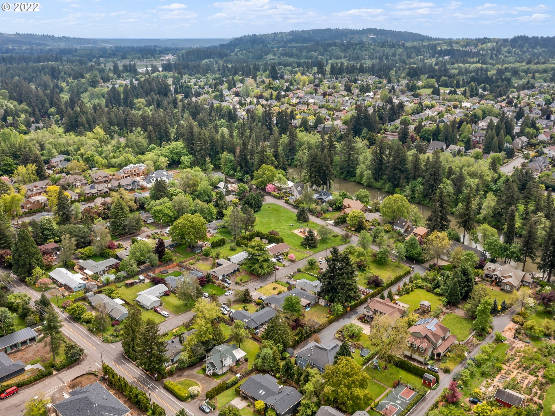 5650 Southwest Childs Road Lake Oswego, OR 97035 - Photo 32 of 32 Gallery Image 32