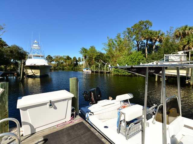 371 Southwest Lost River Road Stuart, FL 34997 - Photo 19 of 21 Gallery Image 19