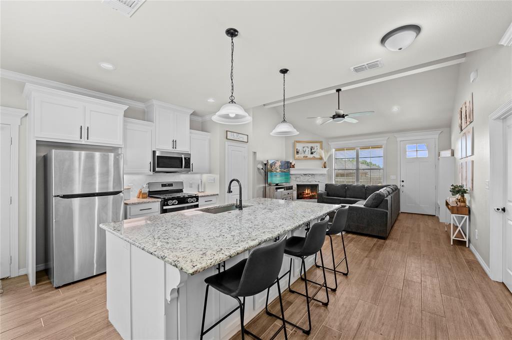 412 Faithful Road Lindale, TX 75771 - Photo 7 of 23