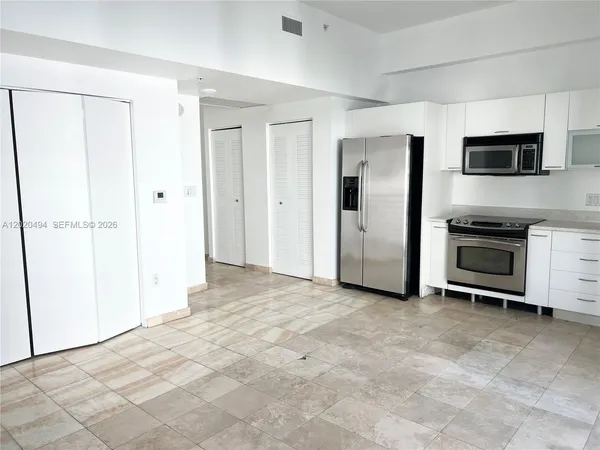 $2,250 | 133 Northeast 2nd Avenue, Unit 710, Miami, FL 33132