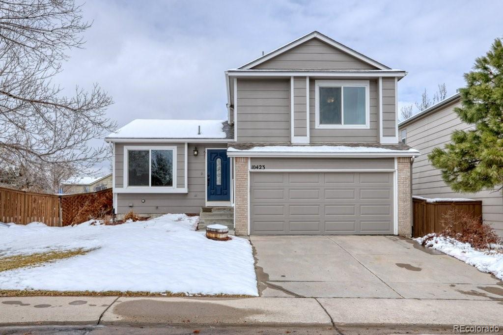 10423 Hyacinth Place Highlands Ranch, CO 80129 - Photo 2 of 27 Gallery Image 2