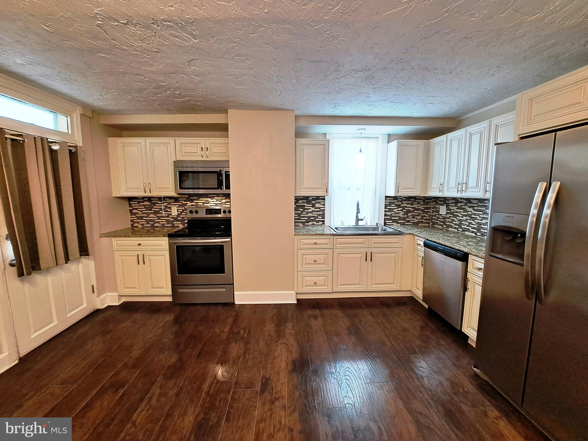 213 North Main Street Jacobus, PA 17407 - Photo 4 of 35 Large Updated Kitchen