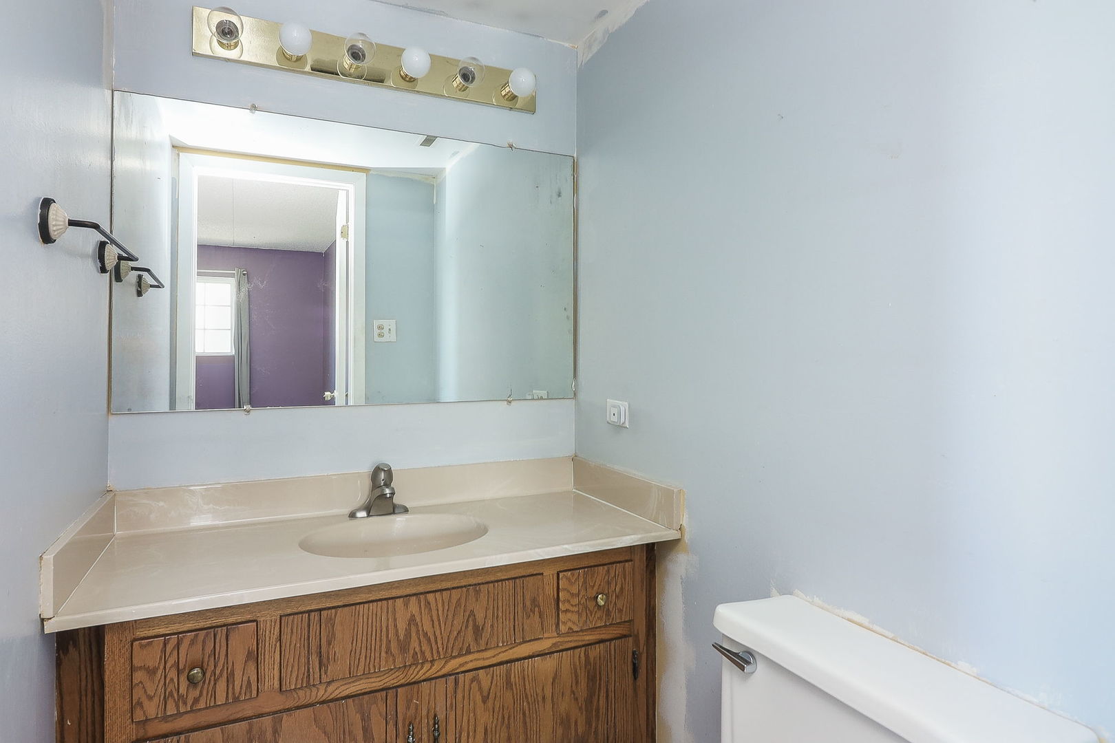 1234 Chalet Road, Unit 204 Naperville, IL 60563 - Photo 8 of 12 Gallery Image 8