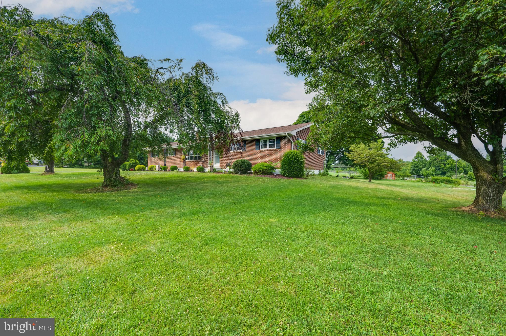 1253 Railroad Road Leesport, PA 19533 - Photo 4 of 45 Gallery Image 4