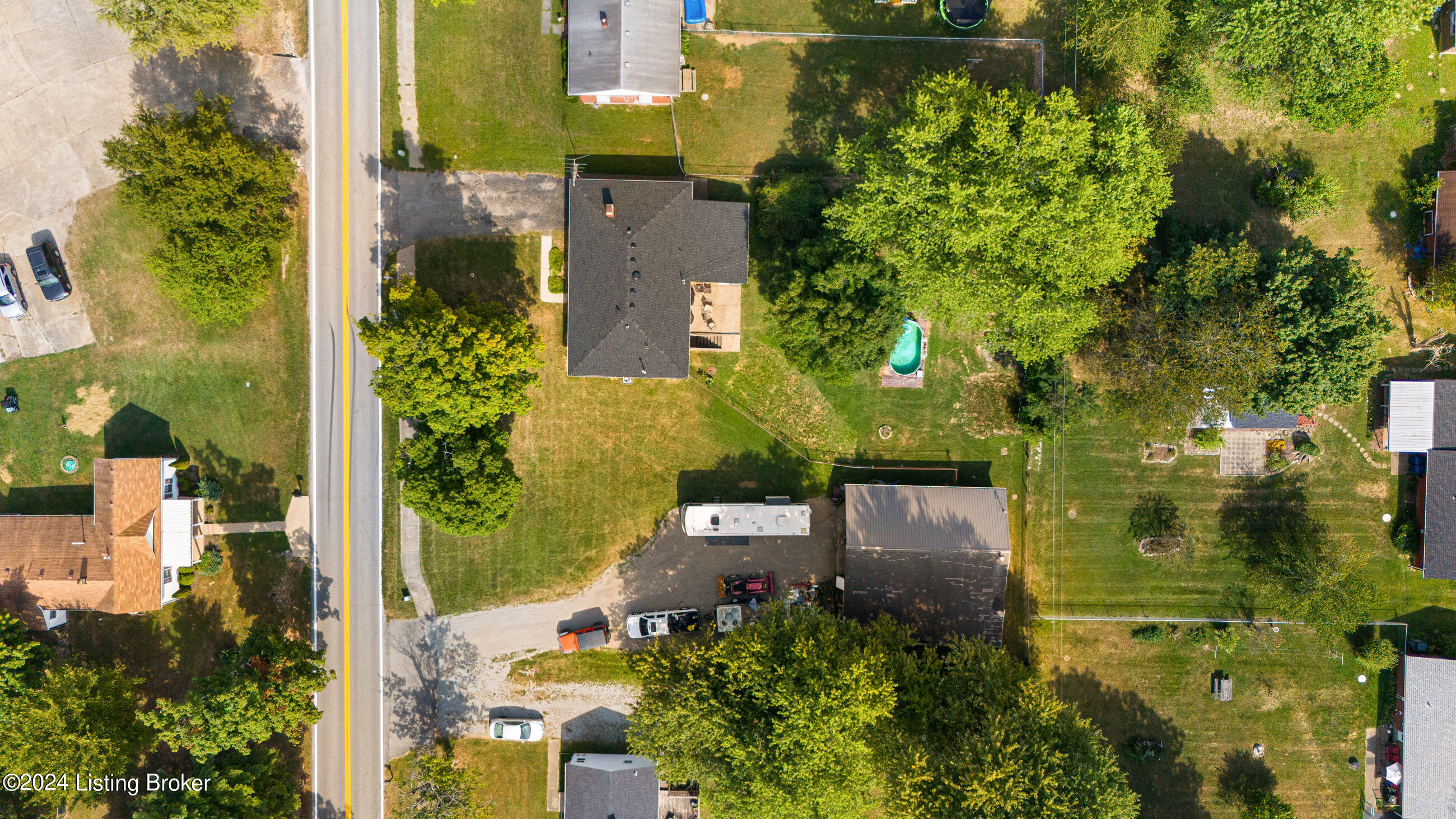 715 Jericho Road La Grange, KY 40031 - Photo 29 of 29 715jericho_088