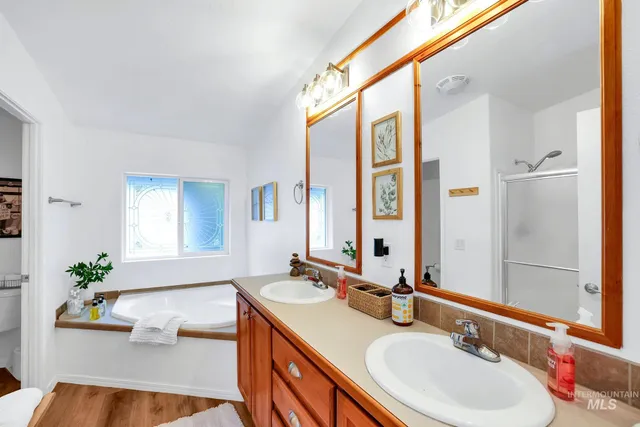 $555,000 | 1201 West Mountain Road, Cascade, ID 83611