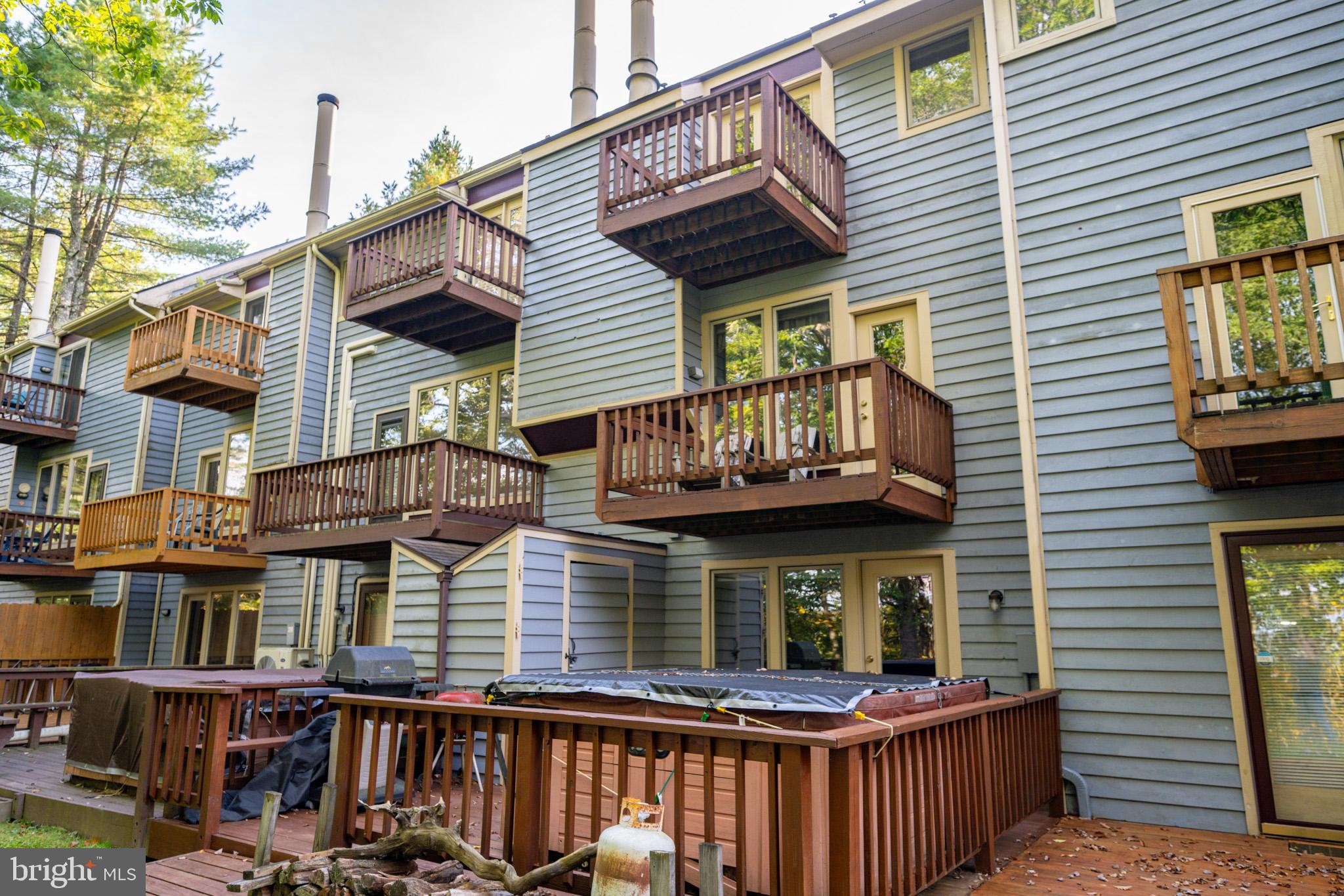 7 Winding Way, Unit 12B McHenry, MD 21541 - Photo 33 of 44 a view of a house with sitting area
