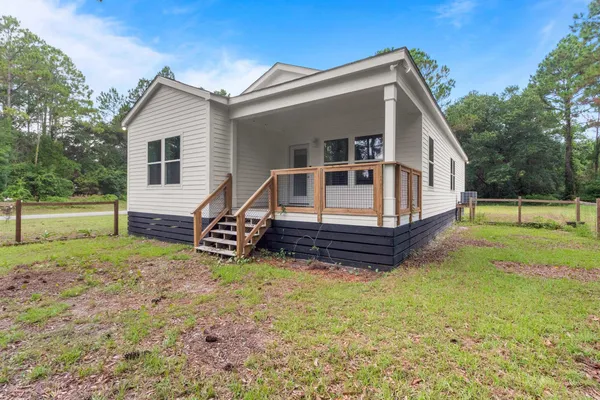 $350,000 | 211 Franklin Street, Carrabelle, FL 32322