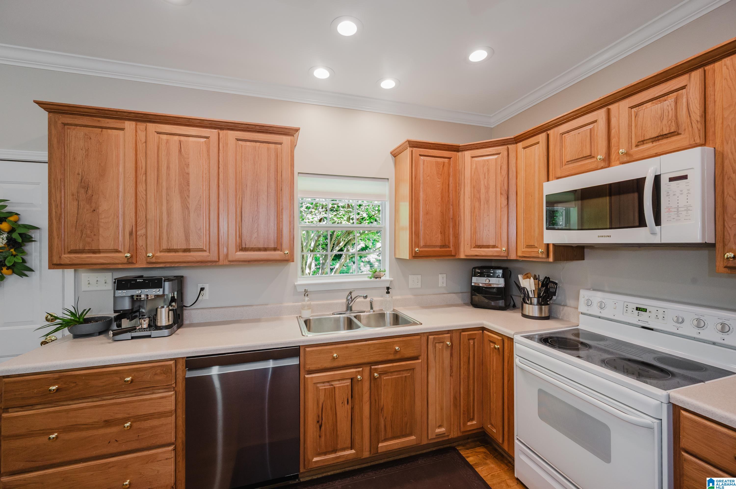 1652 Morton Road Warrior, AL 35180 - Photo 16 of 58
