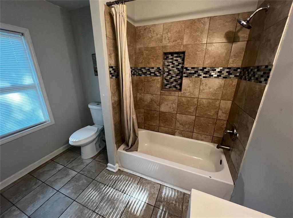 1059 Hampton Street Northwest Atlanta, GA 30318 - Photo 21 of 23