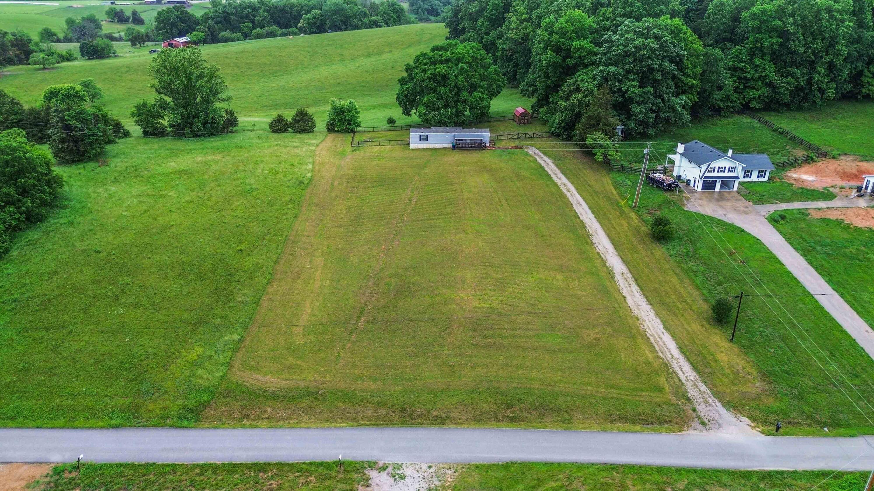315 Warner Road Nancy, KY 42544 - Photo 9 of 45 DJI_0372.1
