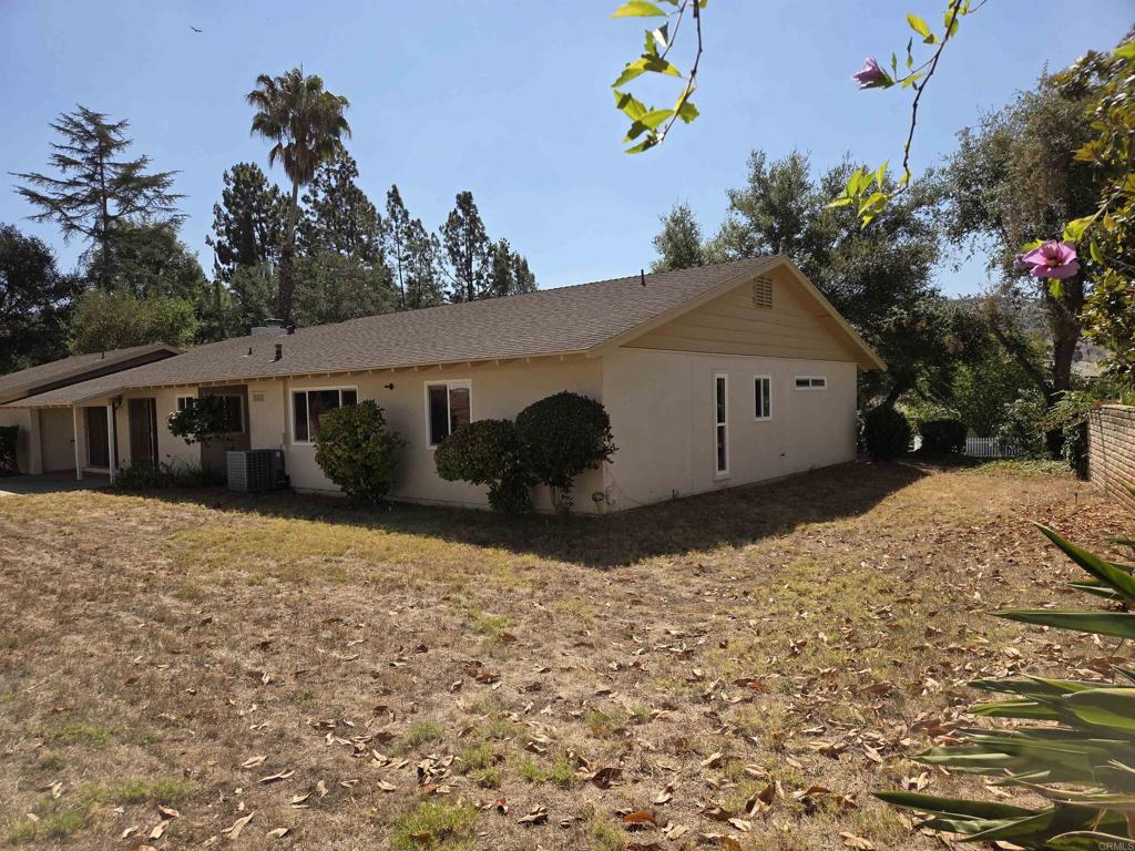 2837 Carlton Way Fallbrook, CA 92028 - Photo 5 of 7